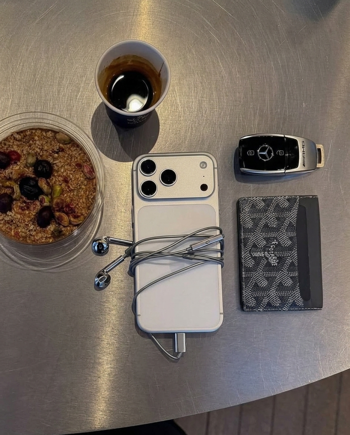 IGadgetz earbuds lifestyle